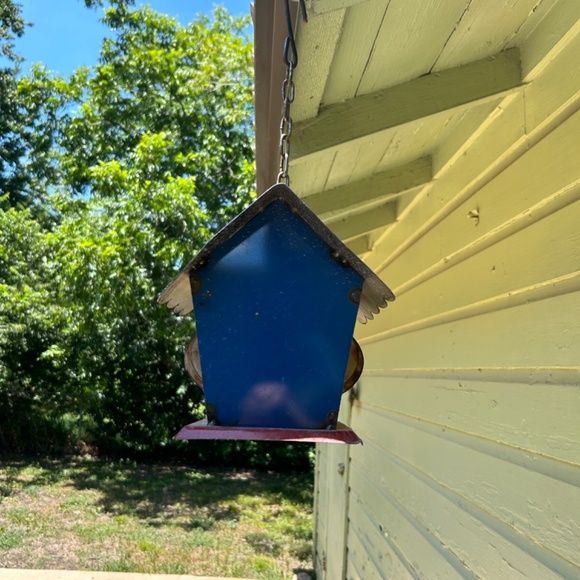 Handmade Birdhouse - Picture 2 of 3